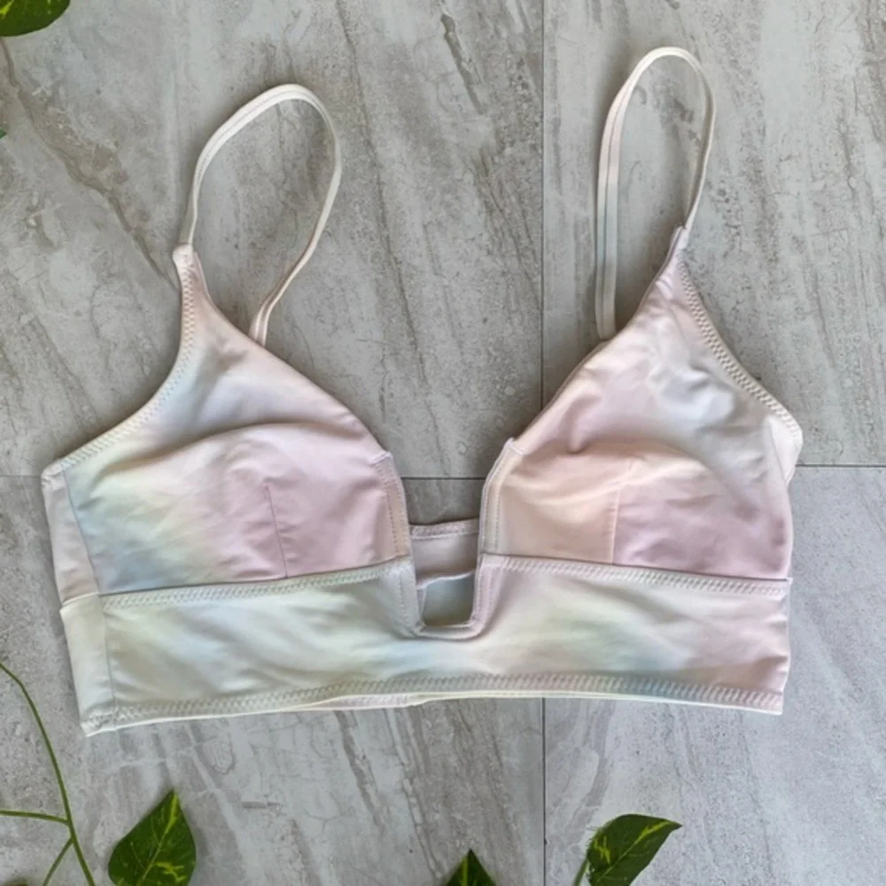Nasty Gal Swimsuit NEW Top SMALL Cutout Bathing suit Pink Underwire Bikini beige
